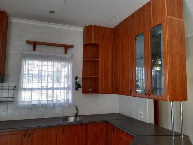 To Let 3 Bedroom Property for Rent in Vaalpark Free State